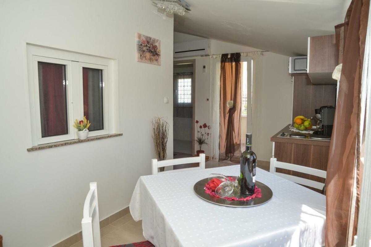 Apartment Antonio Zadar Eksteriør bilde